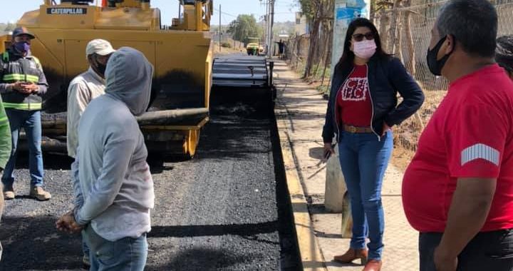 EL GOBIERNO DE TECAMAC CONTINUA CON OBRAS  DE REPAVIMENTACION
