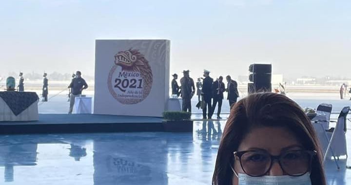 MARIELA GUTIERREZ PRESIDENTA DE TECAMAC PRESENTE EN EL FESTEJO DE LA FUERZA AEREA MEXICANA