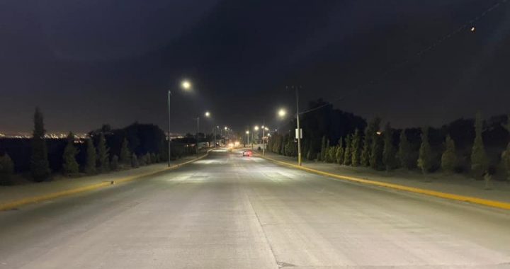 TECAMAC RENUEVA ALUMBRADO PUBLICO PARA INHIBIR CONDUCTAS VIOLENTAS EN LA VIA PUBLICA