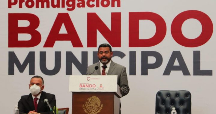CON UNA VISIÓN INCLUYENTE, DARWIN ESLAVA PROMULGÓ EL BANDO MUNICIPAL 2021
