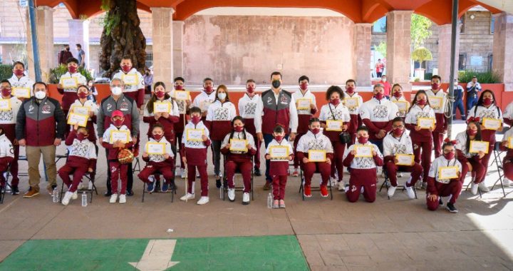 ENTREGA GOBIERNO DE COACALCO PRIMER ESTÍMULO DEPORTIVO DE 2021