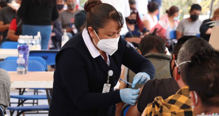 CONCLUYE JORNADA DE VACUNACIÓN PARA ADULTOS DE 40 A 49 AÑOS EN HUIXQUILUCAN