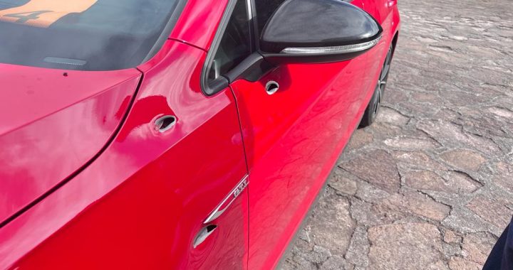 BALEAN VEHICULO DE SENADORA MARTHA GUERRERO Y SALE ILESA