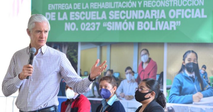 ENTREGA ALFREDO DEL MAZO REHABILITACIÓN DE SECUNDARIA «SIMÓN BOLÍVAR», EN TONANITLA, EN BENEFICIO DE MAS DE 650 ESTUDIANTES