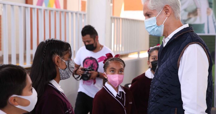 ENTREGA ALFREDO DEL MAZO LA RECONSTRUCCIÓN DE LA PRIMARIA «GENERALÍSIMO MORELOS» EN BENEFICIO DE MÁS DE 900 ESTUDIANTES DE TENANCINGO