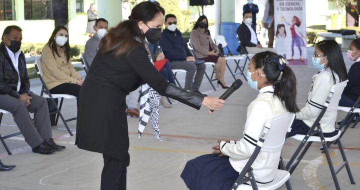 REALIZAN JORNADAS PARA INVOLUCRAR Y ACERCAR A MÁS NIÑAS A LA CIENCIA Y TECNOLOGÍA