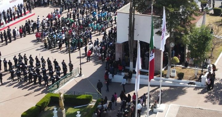 CELEBRAN EN COACALCO EL DÍA DE LA BANDERA