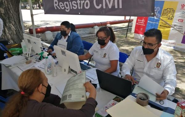 OBTIENE MUJER DE 66 AÑOS SU ACTA DE NACIMIENTO MEDIANTE LA JORNADA DE OFICIALÍA MÓVIL EN COACALCO