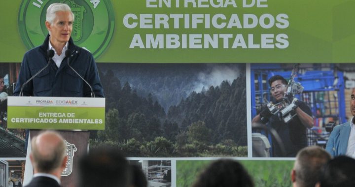 ENTREGA ALFREDO DEL MAZO 198 CERTIFICADOS AMBIENTALES A EMPRESAS QUE FOMENTAN EL CUIDADO AMBIENTAL