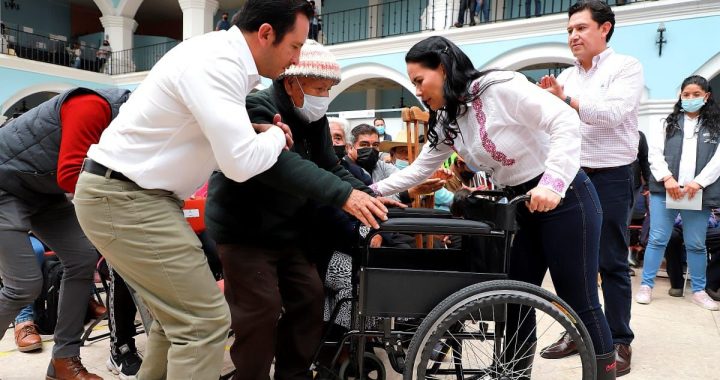 ENTREGA DE PROGRAMAS SOCIALES PARA MUJERES PERMITE CONSTRUIR UN EDOMÉX MÁS FUERTE Y SÓLIDO