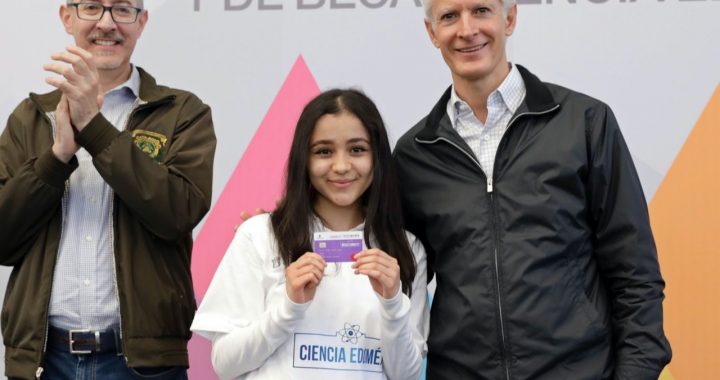ENTREGA ALFREDO DEL MAZO EL CENTRO DE INNOVACIÓN DIGITAL “MANDRA” DE LA UAEM Y LAS BECAS CIENCIA EDOMÉX A ESTUDIANTES UNIVERSITARIOS