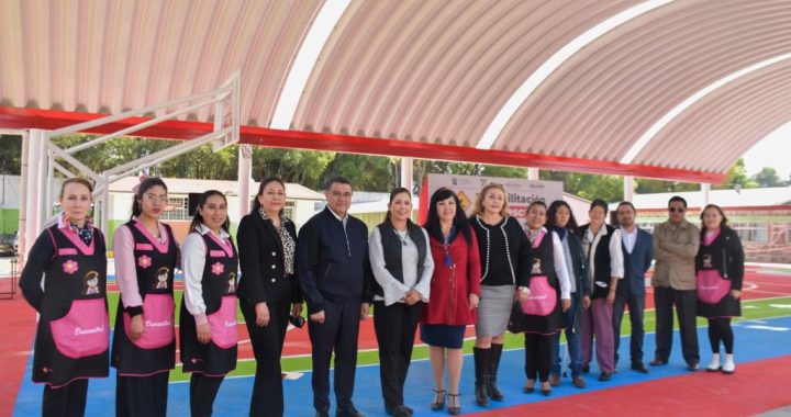 *TONY RODRÍGUEZ ENTREGA ARCOTECHOS EN ESCUELAS PÚBLICAS DE TLALNEPANTLA CON INVERSIÓN DE 3.3 MILLONES DE PESOS