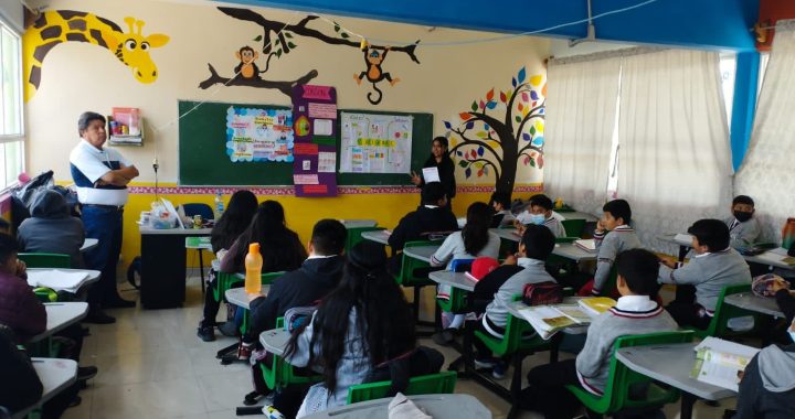 Emprende DIF-Tecámac Campaña de Orientación a Estudiantes para Evitar el Ciberbullyng
