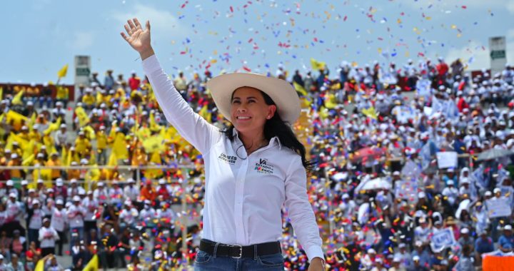 PESE A LA INTROMISIÓN DE GOBIERNOS MORENISTAS, ALEJANDRA DEL MORAL CRECE EN LA PREFERENCIA ELECTORAL