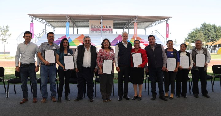 ENTREGA ALFREDO DEL MAZO MIL TÍTULOS DE PROPIEDAD; SUMAN 47 MIL ESCRITURACIONES DURANTE LA PRESENTE ADMINISTRACIÓN DEL EDOMÉX