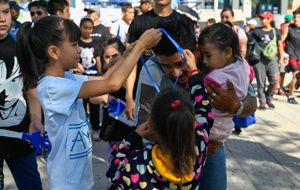 CON ‘BOXEANDO CON MI SUPER HÉROE’, FESTEJAN A LOS PAPÁS DE NAUCALPAN
