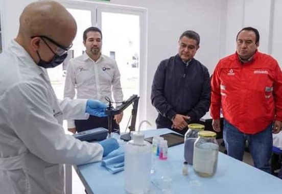INAUGURA EL ALCALDE TONY RODRÍGUEZ LABORATORIO DEL OPDM QUE MEJORA LA CALIDAD DE AGUA QUE RECIBEN LOS TLALNEPANTLENSES