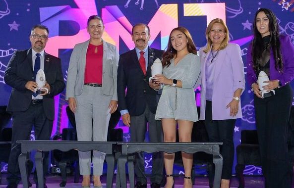 *ENTREGA PEDRO RODRÍGUEZ EL PREMIO MUNICIPAL DE LA JUVENTUD EN ATIZAPÁN DE ZARAGOZA; LA CONVOCATORIA SUPERÓ EXPECTATIVAS: HUBO CASI 1,500