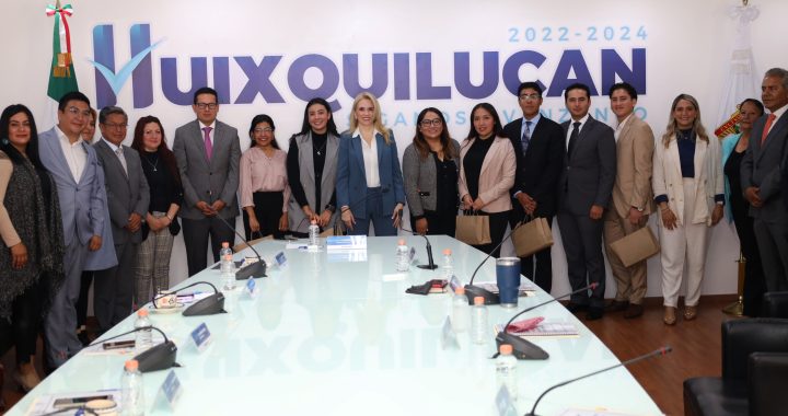 EXPRESAN JÓVENES DE HUIXQUILUCAN SUS IDEAS Y PROYECTOS EN EL CABILDO JUVENIL