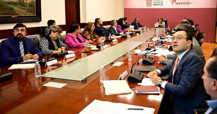 Revisa la Gobernadora Delfina Gómez Proyecto de Presupuesto 2024 con su Gabinete