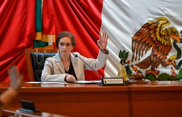 PROGRAMA ‘JUNTOS CUIDAMOS TU FACHADA Y TU BANQUETA’ DA ORDEN AL MUNICIPIO: MOYA MARÍN