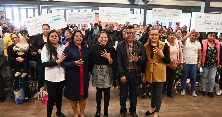 YA SON MÁS DE 2 MIL 500 MUJERES BENEFICIADAS CON APOYOS   DEL PROGRAMA “NICOCRÉDITOS ARMANDO TU NEGOCIO”