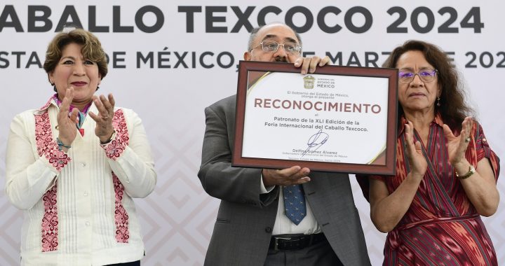 Gobernadora del Estado de México asiste a la inauguración de la Feria Internacional del Caballo de Texcoco