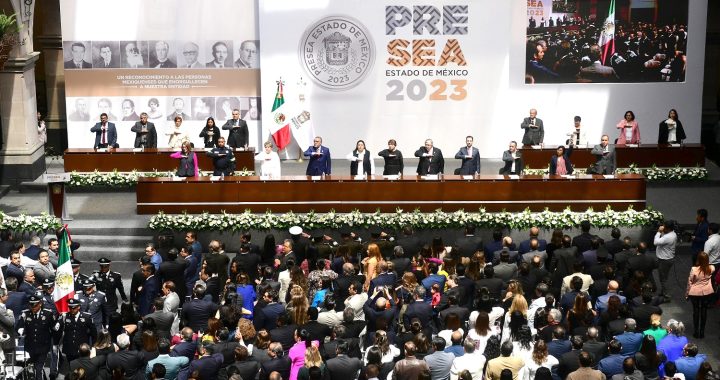 Conmemoran 200 años de la fundación del Estado de México y reconocen a mexiquenses destacados con la Presea Estado de México 2023