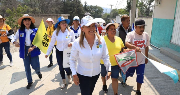 RESPALDAN VECINOS DE NICOLÁS ROMERO A ÁNGELES DÁVILA