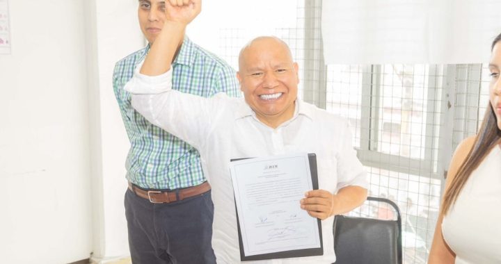RACIEL PÉREZ CRUZ RECIBE CONSTANCIA DE MAYORÍA QUE LO ACREDITA COMO PRESIDENTE MUNICIPAL ELECTO DE TLALNEPANTLA