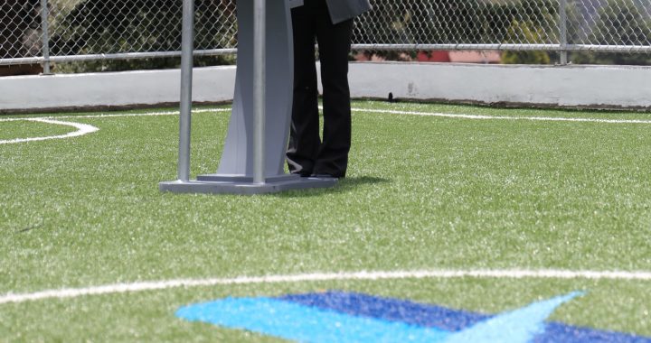 IMPULSA HUIXQUILUCAN DEPORTE CON NUEVA CANCHA DE FUTBOL EN BACHILLERATO TECNOLÓGICO