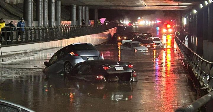 OAPAS, PROTECCIÓN CIVIL Y SERVICIOS PÚBLICOS DE NAUCALPAN ATIENDEN AFECTACIONES POR LLUVIA
