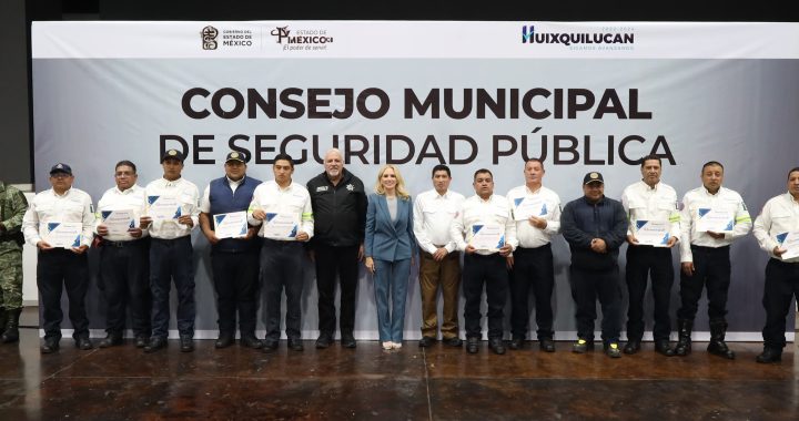 RECONOCE HUIXQUILUCAN AL SISTEMA MUNICIPAL DE EMERGENCIAS 24/7 POR SU LABOR EN EL COMBATE DE INCENDIOS