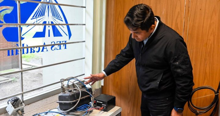 EN FUNCIONAMIENTO SISMÓGRAFO PARA INVESTIGAR LOS ESTRUENDOS EN PRADERAS DE SAN MATEO