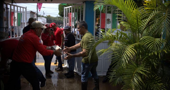 DAVID SÁNCHEZ RECORRE ZONAS AFECTADAS POR LAS LLUVIAS