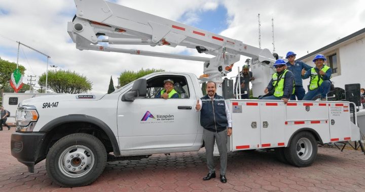 ENTREGA PEDRO RODRÍGUEZ VEHÍCULOS Y EQUIPO PARA REFORZAR Y MEJORAR TRABAJOS DE SERVICIOS PÚBLICOS