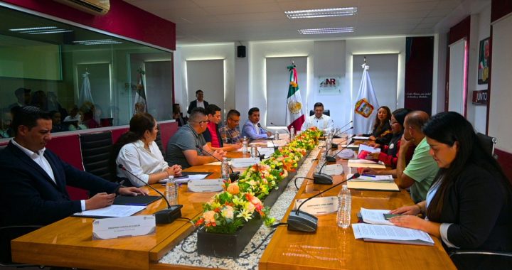 ANUNCIA EL ALCALDE ARMANDO NAVARRETE UNA CRUZADA EN NICOLÁS ROMERO CONTRA LOS BACHES QUE HAY EN VIALIDADES