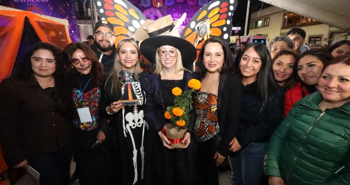 EXHIBE HUIXQUILUCAN TRADICIONALES OFRENDAS DE DÍA DE MUERTOS PARA DISFRUTE DE LAS FAMILIAS