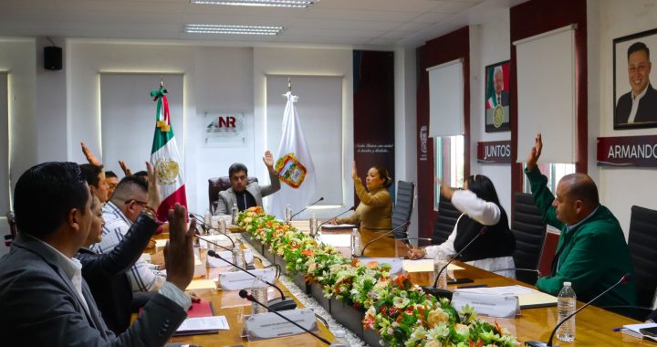 APRUEBA CABILDO POR UNANIMIDAD REINCORPORACIÓN DE ARMANDO NAVARRETE COMO PRESIDENTE MUNICIPAL