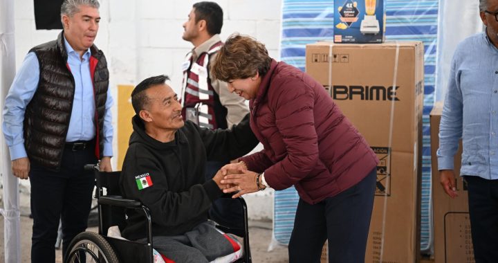Reciben mil 800 familias de Chalco enseres domésticos; despliega Gobernadora Delfina Gómez brigadas para la entrega de apoyos