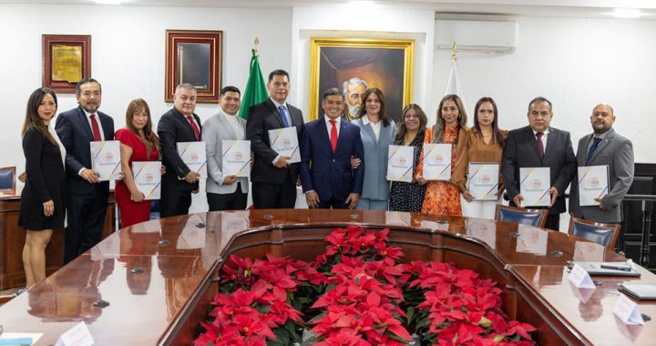 El alcalde David Sánchez Isidoro presentó su Tercer Informe de Gobierno en Coacalco, destacando los logros de su administración en finanzas sanas, salud, seguridad, economía, obras y servicios.