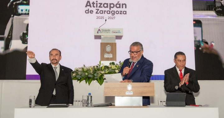 PEDRO RODRÍGUEZ HACE HISTORIA; TOMA PROTESTA POR TERCERA VEZ COMO PRESIDENTE MUNICIPAL DE ATIZAPÁN DE ZARAGOZA Y ES EL PRIMER ALCALDE REELECTO EN EL MUNICIPIO*