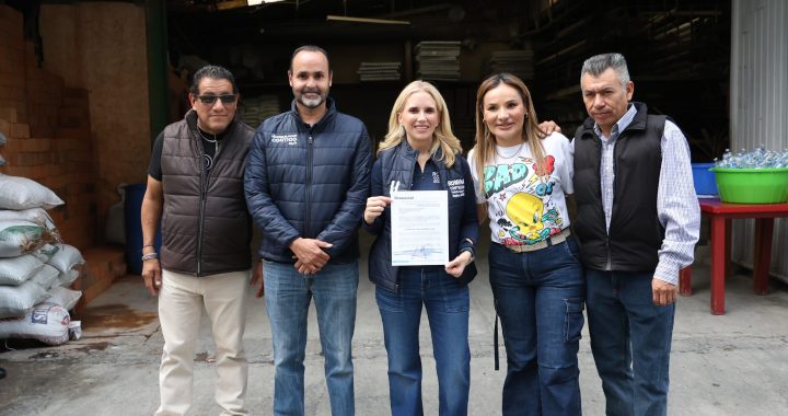 ENTREGA HUIXQUILUCAN MÁS DE MIL 800 DE LICENCIAS DE FUNCIONAMIENTO EN 2024