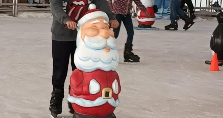 MÁS DE 61 MIL PERSONAS DISFRUTARON Y SE DIVIRTIERON EN LAS PISTAS DE HIELO DE HUIXQUILUCAN.
