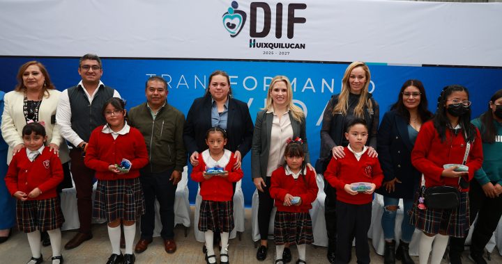 ENTREGA HUIXQUILUCAN MÁS DE 2 MIL 700 LENTES A ESTUDIANTES PARA MEJORAR SU CALIDAD DE VIDA