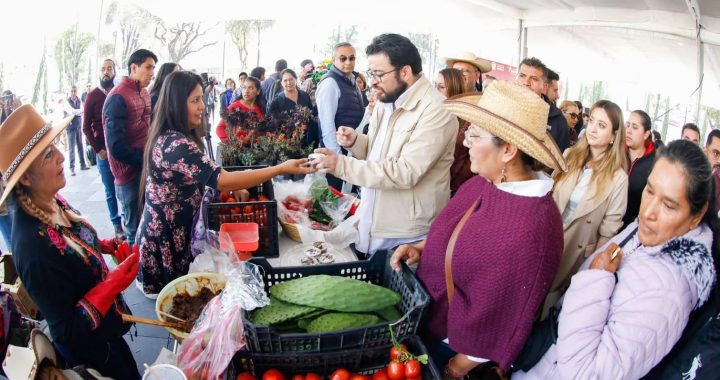 GOBIERNO DE NAUCALPAN IMPULSARÁ A LAS Y LOS PRODUCTORES Y ARTESANOS