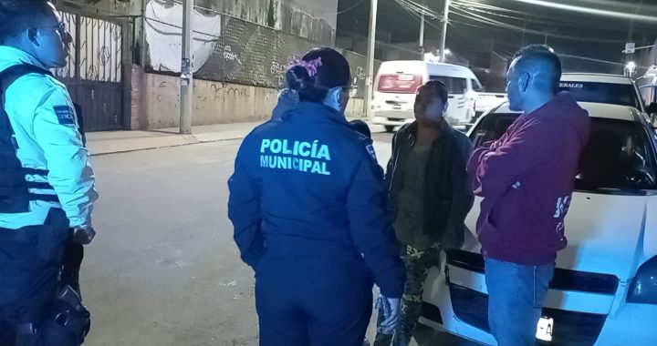 La Policía de Cuautitlán Izcalli reintegra a un  menor extraviado con sus familiares; en otras acciones, logra la detención de seis personas por diversos presuntos delitos, y una remisión a la Fiscalía estatal