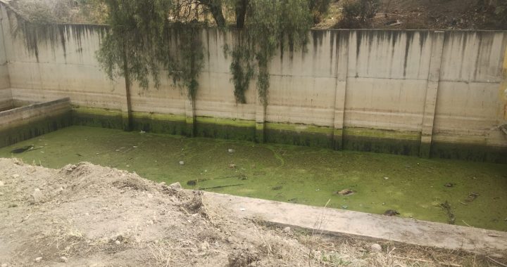Comienza Gobierno de Cuautitlán Izcalli desfogue de planta tratadora de agua abandonada por un  particular, en Lomas de Cuautitlán