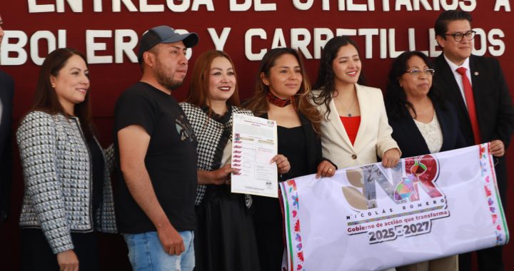 APOYA LA EDIL YOSELIN MENDOZA A “BOLEROS” Y “CARRETILLEROS”