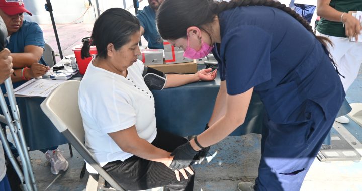 EL GOBIERNO DE YOSELIN MENDOZA BRINDA SERVICIO MÉDICO DE CALIDAD DIRECTAMENTE EN COMUNIDADES